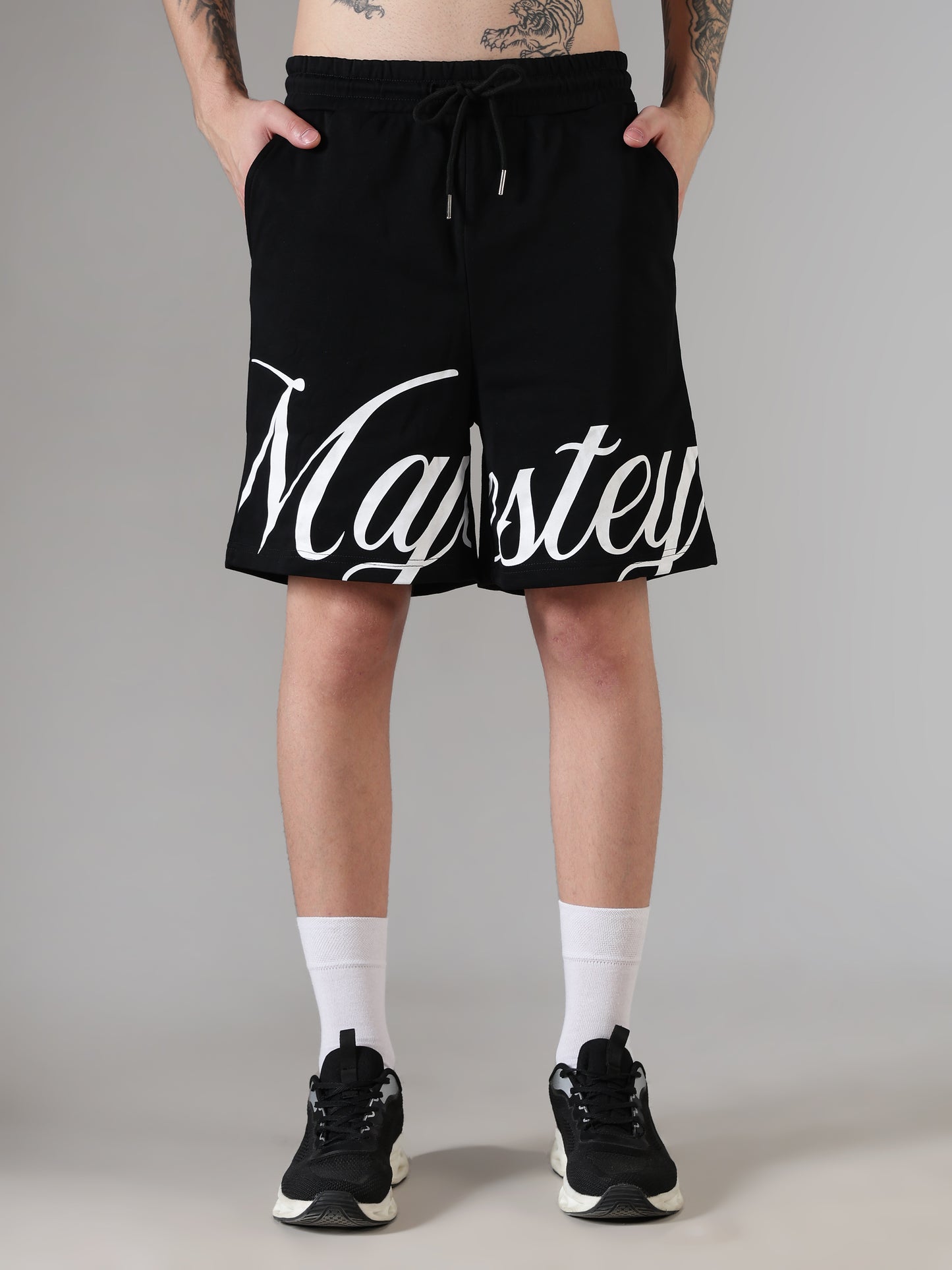 Majestey Script Statement Shorts